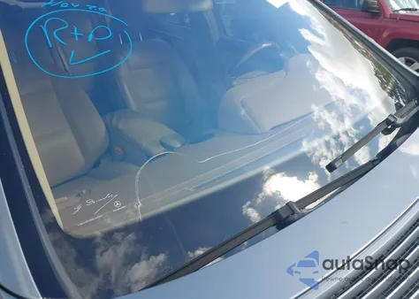 2012 Mercedes-Benz S 550 z USA, uszkodzony, nr VIN WDDNG7DB3CA466869